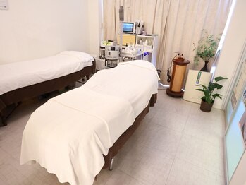 プルソワン 江坂/《施術部屋》