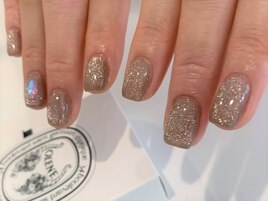 brown magnet nails