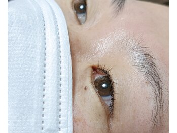 ラクシス(Luxis)/まつげパーマ