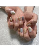 ロクサンサン(633)/秋ニュアンスネイル