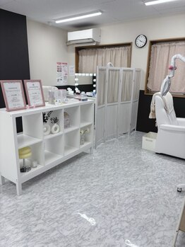 エクシアホワイトニング 稲沢店/~サロン内観~