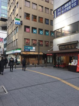 アリス アイラッシュマジック 梅田店(ALICE eyelash magic)/150メートルくらい進む