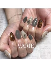 ヴァリエ(VARIE)/秋べっこうネイル
