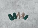 グリーンなニュアンスネイル