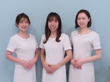 美人バスト 赤羽店/年齢の違うスタッフ3名がお迎え