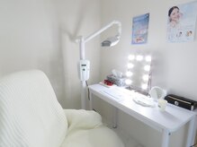 エミューブラン(emu Blanc)の雰囲気（セルフホワイトニング席です！美容・医療提携がサロンで叶う♪）