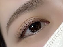 デュールイースト(Duul East)の雰囲気（立ち上げやナチュラルカールにも対応／束感まつげパーマ/LED）