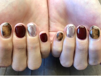 プラハネイル(+HER 美甲)/べっ甲×ミラー