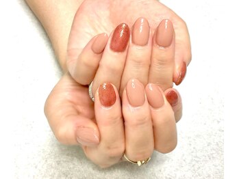 ヒトミネイルズ(Hitomi Nails)/