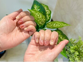 はあとねいる 五日市店の写真/【五日市】ニュアンスネイル～繊細なアートデザインまで◇300種類以上のサンプルから選べる定額￥3850～★