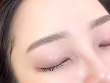 黄金比率を基に顔立ちに合った眉をご提案します♪