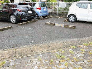 エナジーサロン アカリ(燿)/駐車場