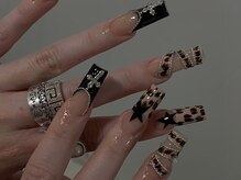 ザ ネイル(The Nail)