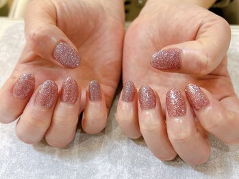 フチュール(futur)/キラキラピンクラメ♪