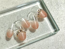 ラメビジューグラデネイル