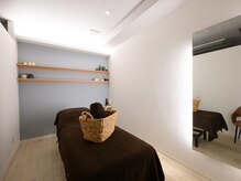 サロン ラフ アンド アース