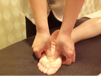 サリナ(SARINA)/お好みの力加減で施術します☆