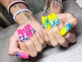 カラフルネイル