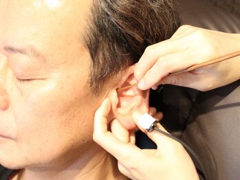 王様の耳の写真/毎月先着5名限定！耳かき&耳リフレ（イヤースコープ付き）+首肩ほぐし+ドライヘッドスパ60分¥7700→¥7000