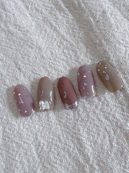 ミテソロ(mi tesoro)/2024年11月定額ネイル 7700