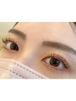 ナチュラル上品な目元にしたい