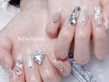 ラフィーナ 新宿 代々木店(RAFINA)/