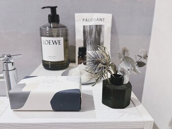 スイウ 江戸川橋店(SUiU)/こだわりの化粧室ディスプレイ