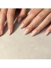 ムー(moo)/華奢ミラーネイル