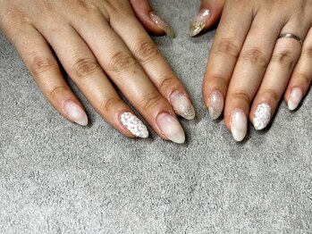 ネイルアンドアイラッシュ シヴァ(Siva)/