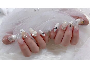 ザ ネイル(The Nail)/