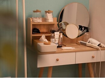 ファミーユ 新宿店/【カウンセリング・ドレッサー】