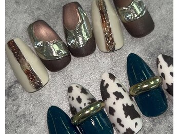 ネイル ブーマー(Nail BOOMER)の写真/【10月BOOMERデザイン★持ち込みOK（フィルイン）】個性派さんも大歓迎★周りと差がつくネイルを♪