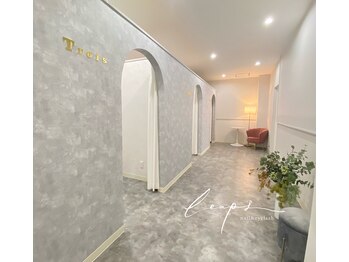 リープス ネイルアンドアイラッシュ(leaps)/あなただけの個室空間