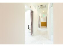 アデージョ アデオス(Ade-jyo.Adeosu)の雰囲気(完全個室でゆったりとお過ごし下さい♪)