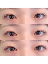 マツエクはモチの良さが売りです♪束感のある艶感まつ毛が実現できるフラットラッシュ！