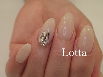 ロッタ(Lotta)/ビジューネイル☆