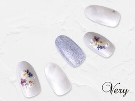 涼しげフラワーネイル