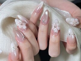 ちゅるん白ネイル