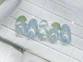 キラキラ虹ネイル