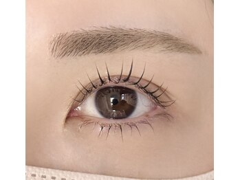 ザート ネイルアンドアイ アトリエ(ZAT nail&eye atelier)の写真/【まつげパーマ/エクステ】技術力のあるスタッフが、お目元にあったデザインご提案で自然な美しさを。