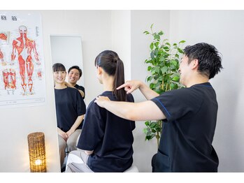 骨盤メディカル整体院 佐賀駅前院の写真/体に優しいバキボキしない姿勢骨盤矯正☆認定施術士が専属で担当!ピンポイント施術で姿勢や骨盤を根本改善