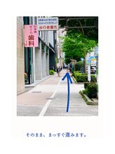 ユエ 日本橋店(YUE)/ピンク色の看板がございます