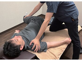 もみかる 水戸店の写真/【もみほぐし30分×ストレッチ 30分4700円】芯から伸ばし、もみほぐし以上のスッキリ感◎《最終受付23時》