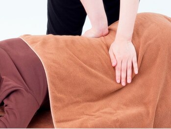 癒身家 目黒店(ユシンヤ)/意外と凝っている背中や肩甲骨