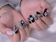 エムズ ネイルサロン(M2)/しまうま柄変形フレンチ
