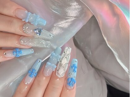 グロー ネイル(Glow Nail)の写真
