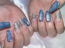 キラキラブルーネイル