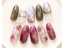 スペシャル定額￥8,499