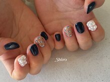 スワン 浜松駅前(SUWAN)/《ビジューネイル》