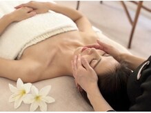 キヨカ(kiyoka)/【フェイシャル・デコルテ】